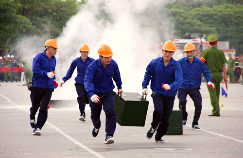 Hướng về người lao động