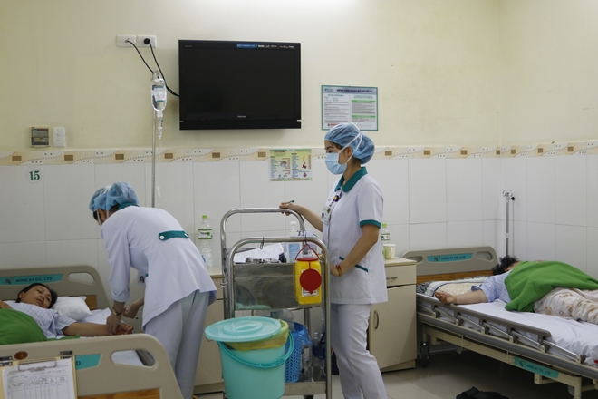 9 du khách Quảng Ninh nhập viện ở Đà Nẵng do nhiễm khuẩn dạ dày