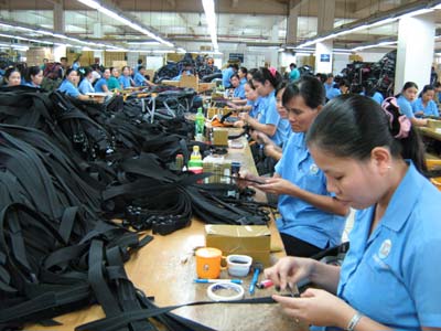 Quy định mới về hợp đồng lao động sẽ vướng khi thi hành trên thực tế?