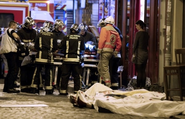 Chưa có thông tin về công dân Việt Nam trong vụ khủng bố ở Paris